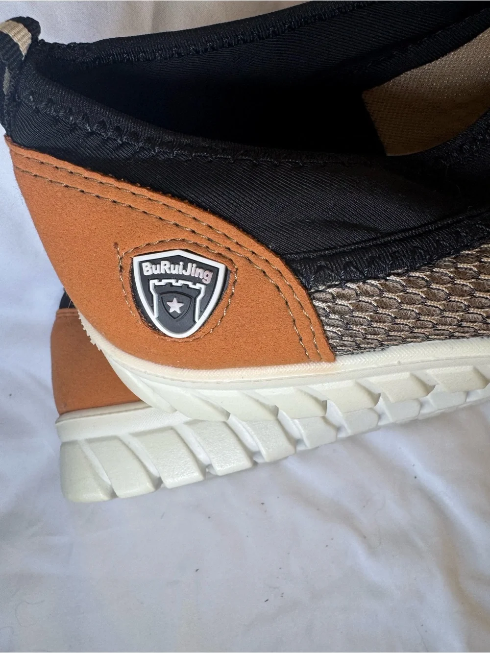 N/A comfortable slip